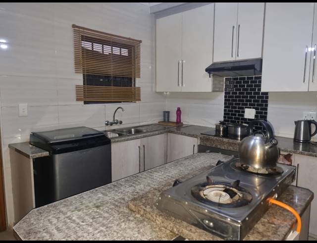 3 BEDROOM HOUSE FOR SALE IN EVATON WEST